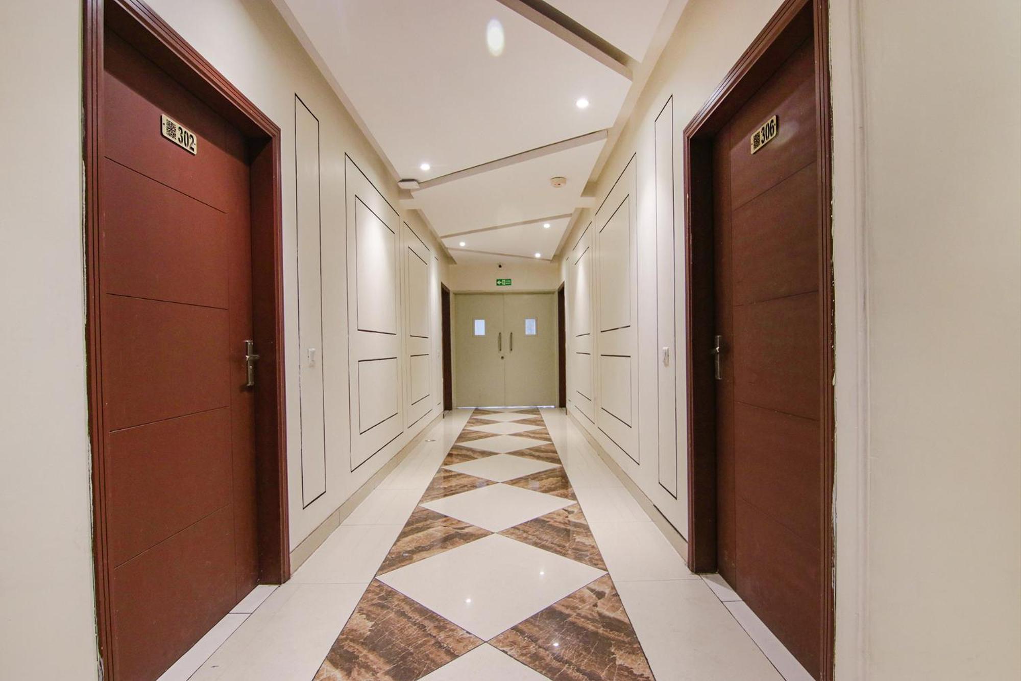 Fabhotel Golden Glory Нью-Дели Экстерьер фото